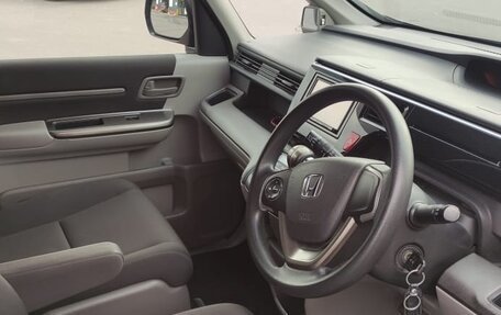 Honda Stepwgn IV, 2015 год, 2 100 000 рублей, 16 фотография