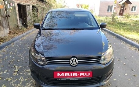 Volkswagen Polo VI (EU Market), 2011 год, 700 000 рублей, 11 фотография