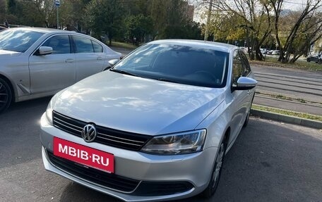 Volkswagen Jetta VI, 2012 год, 1 040 000 рублей, 2 фотография