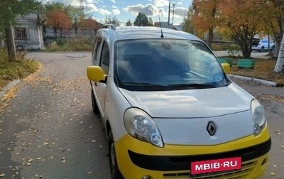 Renault Kangoo II рестайлинг, 2010 год, 700 000 рублей, 1 фотография