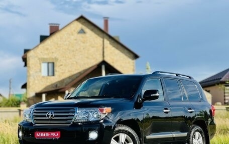 Toyota Land Cruiser 200, 2012 год, 3 900 000 рублей, 1 фотография