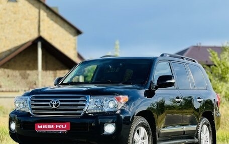 Toyota Land Cruiser 200, 2012 год, 3 900 000 рублей, 2 фотография