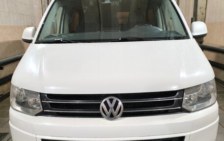 Volkswagen Caravelle T5, 2012 год, 1 900 000 рублей, 13 фотография