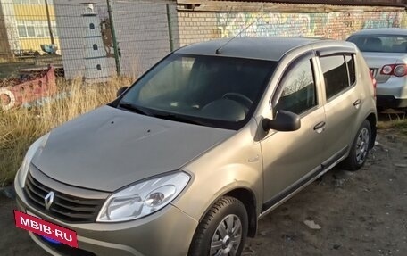 Renault Logan I, 2011 год, 500 000 рублей, 3 фотография