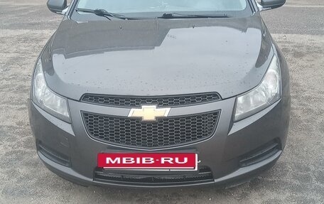 Chevrolet Cruze II, 2011 год, 750 000 рублей, 5 фотография