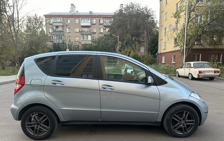 Mercedes-Benz A-Класс, 2010 год, 530 000 рублей, 4 фотография