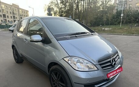 Mercedes-Benz A-Класс, 2010 год, 530 000 рублей, 3 фотография