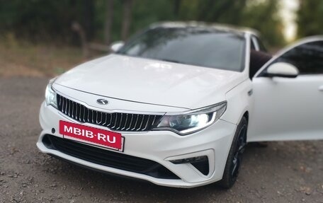 KIA Optima IV, 2017 год, 2 000 000 рублей, 5 фотография