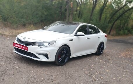 KIA Optima IV, 2017 год, 2 000 000 рублей, 4 фотография