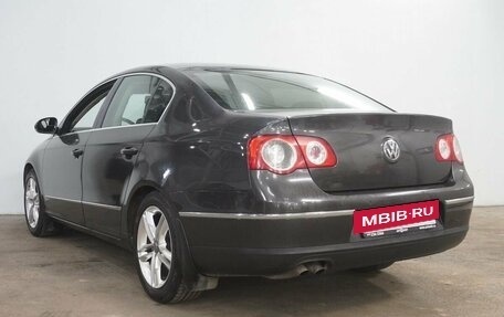 Volkswagen Passat B6, 2006 год, 650 000 рублей, 6 фотография