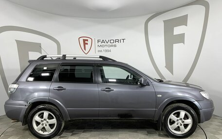 Mitsubishi Outlander III рестайлинг 3, 2006 год, 750 000 рублей, 4 фотография