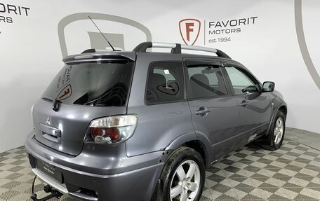 Mitsubishi Outlander III рестайлинг 3, 2006 год, 750 000 рублей, 6 фотография