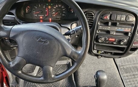 Hyundai H200 I, 1999 год, 790 000 рублей, 4 фотография