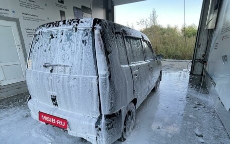 Nissan Cube II, 2000 год, 250 000 рублей, 3 фотография