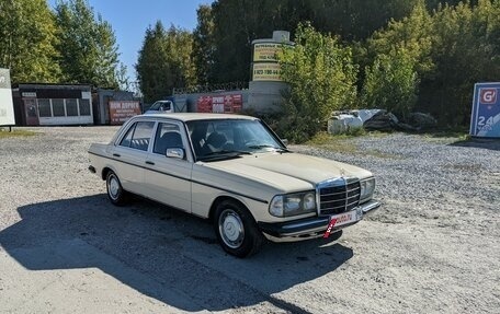 Mercedes-Benz W123, 1984 год, 400 000 рублей, 4 фотография