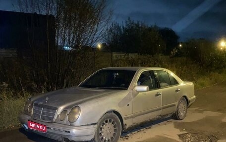 Mercedes-Benz E-Класс, 1996 год, 149 999 рублей, 1 фотография