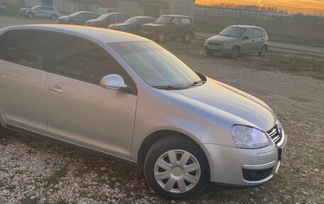 Volkswagen Jetta VI, 2008 год, 700 000 рублей, 8 фотография