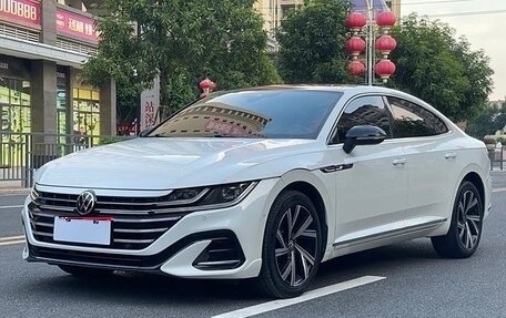 Volkswagen Passat CC, 2021 год, 2 390 000 рублей, 1 фотография