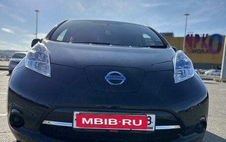 Nissan Leaf I, 2015 год, 750 000 рублей, 11 фотография