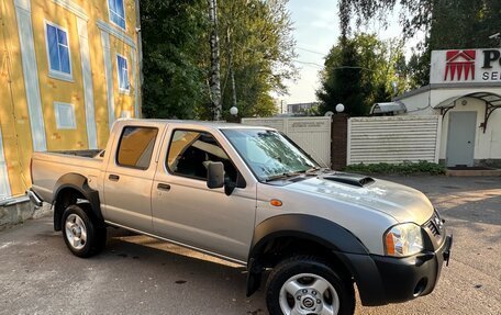 Nissan NP300, 2012 год, 795 000 рублей, 7 фотография