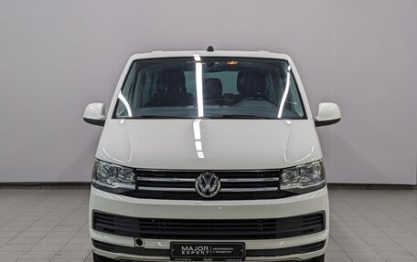 Volkswagen Caravelle T6 рестайлинг, 2019 год, 2 795 000 рублей, 2 фотография