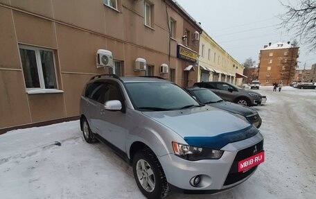 Mitsubishi Outlander III рестайлинг 3, 2010 год, 1 200 000 рублей, 2 фотография