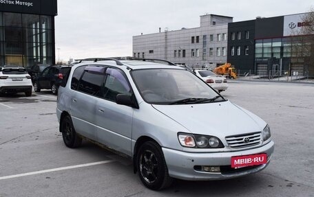 Toyota Ipsum II, 1997 год, 437 000 рублей, 2 фотография