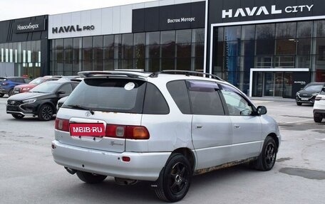 Toyota Ipsum II, 1997 год, 437 000 рублей, 3 фотография