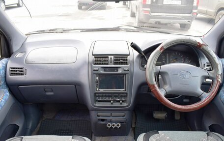 Toyota Ipsum II, 1997 год, 437 000 рублей, 14 фотография