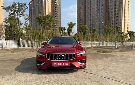 Volvo S60 III, 2020 год, 2 500 000 рублей, 2 фотография