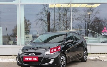 Hyundai Solaris II рестайлинг, 2011 год, 950 000 рублей, 7 фотография