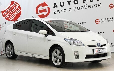 Toyota Prius, 2010 год, 1 229 000 рублей, 2 фотография