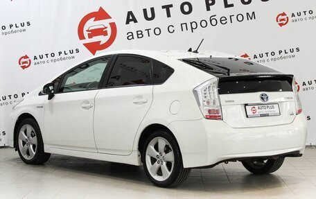 Toyota Prius, 2010 год, 1 229 000 рублей, 4 фотография