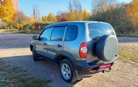 Chevrolet Niva I рестайлинг, 2018 год, 1 030 000 рублей, 5 фотография