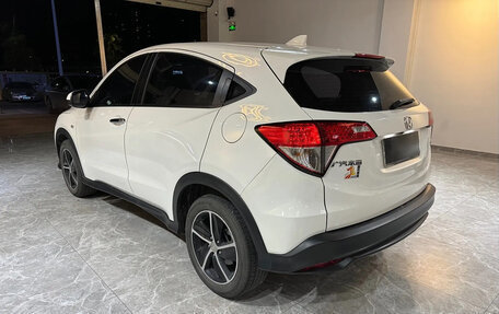 Honda Vezel, 2020 год, 1 750 000 рублей, 9 фотография