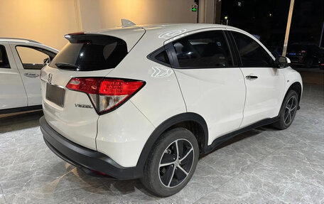 Honda Vezel, 2020 год, 1 750 000 рублей, 8 фотография