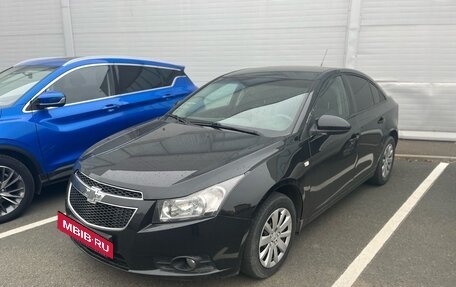 Chevrolet Cruze II, 2012 год, 810 000 рублей, 2 фотография