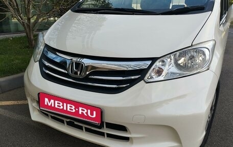 Honda Freed I, 2012 год, 1 250 000 рублей, 2 фотография