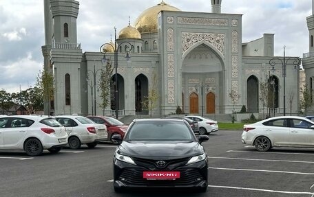 Toyota Camry, 2020 год, 3 100 000 рублей, 2 фотография