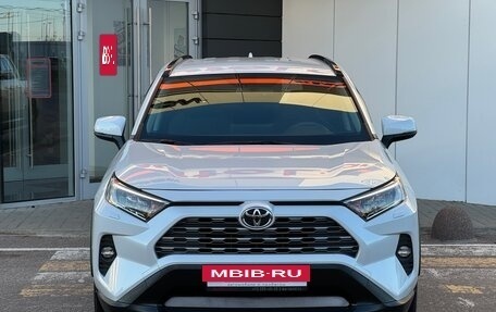 Toyota RAV4, 2021 год, 4 040 000 рублей, 3 фотография