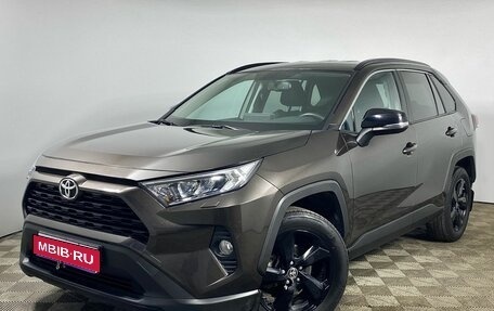 Toyota RAV4, 2021 год, 4 285 000 рублей, 1 фотография