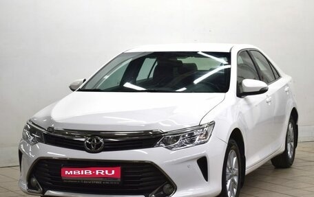 Toyota Camry, 2015 год, 2 275 000 рублей, 1 фотография