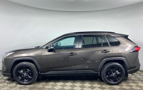 Toyota RAV4, 2021 год, 4 285 000 рублей, 2 фотография