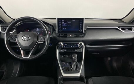 Toyota RAV4, 2021 год, 4 285 000 рублей, 11 фотография