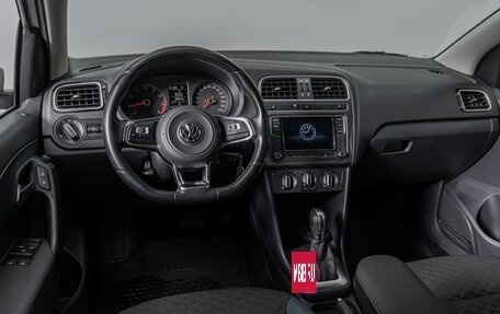 Volkswagen Polo VI (EU Market), 2019 год, 1 680 000 рублей, 6 фотография