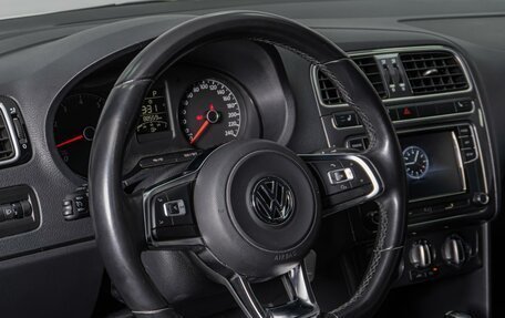 Volkswagen Polo VI (EU Market), 2019 год, 1 680 000 рублей, 17 фотография