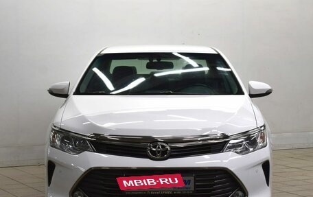 Toyota Camry, 2015 год, 2 275 000 рублей, 2 фотография