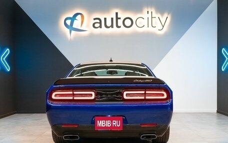 Dodge Challenger III рестайлинг 2, 2020 год, 5 499 000 рублей, 11 фотография