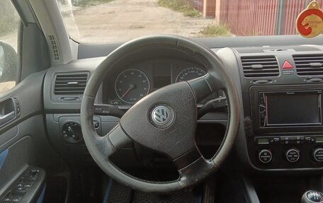 Volkswagen Golf V, 2006 год, 600 000 рублей, 7 фотография