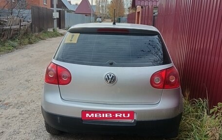 Volkswagen Golf V, 2006 год, 600 000 рублей, 3 фотография